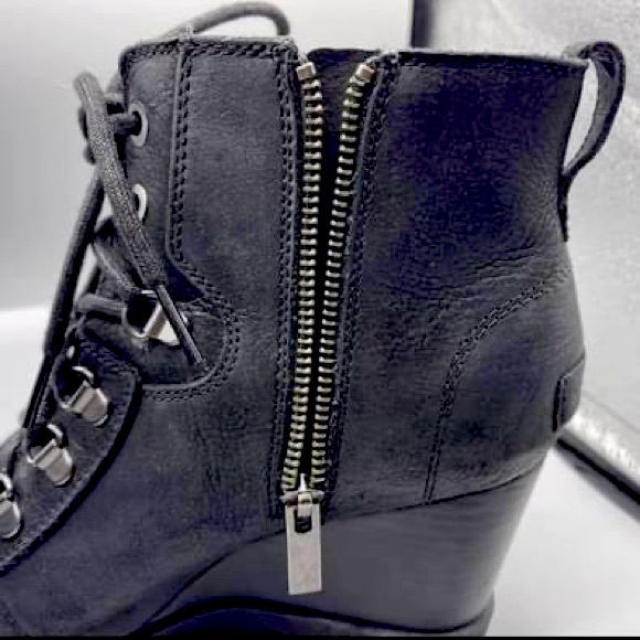 Sorel Shoes - Sorel Women's Joan Uptown Lace Bootie Black Leather Wedge Boots Size 8.5
